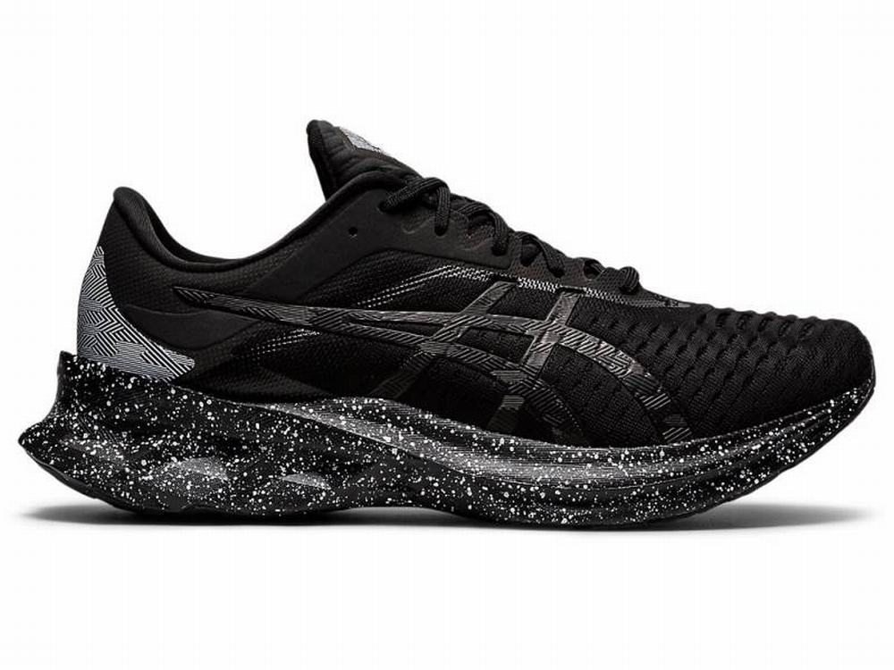 Asics NOVABLAST Futócipő Férfi Fekete | 130256-UFD